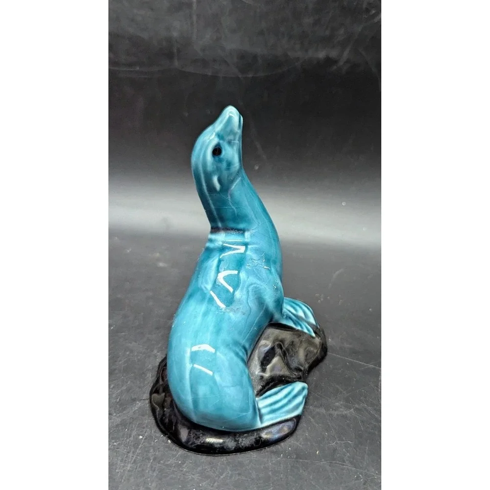 Vintage Turquoise Seal On Rock Poole Pottery England Figurine Sculpture 2.5